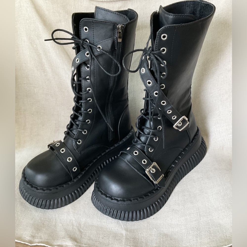 Vintage 90s funky goth/punk  black  platform boots, VEGAN ALL Faux leather sz 39